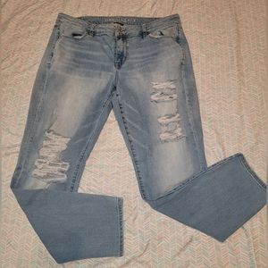 Women's 18 American Eagle Distressed Jeggings
